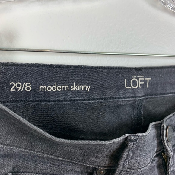 LOFT modern skinny jeans size 29/8 - Picture 4 of 9